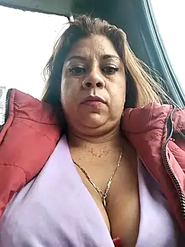 Laura-Hernandez online show from 17, 2, 2025