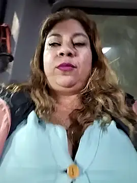 Laura-Hernandez online show from 15, 3, 2025