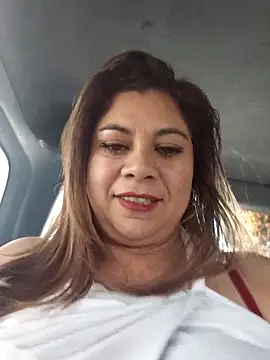 Snapshot of Laura-Hernandez chatting on 15, 3, 2026 Laura-Hernandez online show from 15, 3, 2026