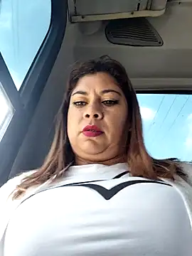 Snapshot of Laura-Hernandez chatting on 26, 3, 2026 Laura-Hernandez online show from 26, 3, 2026