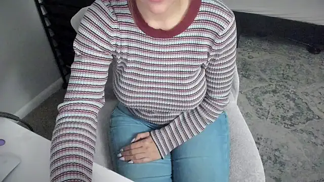 Snapshot of bigb00tyjudyyX chatting on 27, 10, 2025 bigb00tyjudyyX online show from 27, 10, 2025