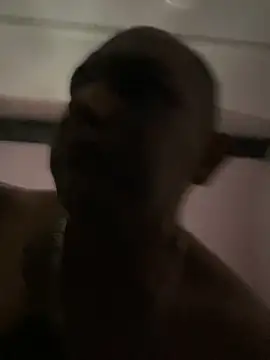 Snapshot of NewKing100 chatting on 4, 11, 2025 NewKing100 online show from 4, 11, 2025