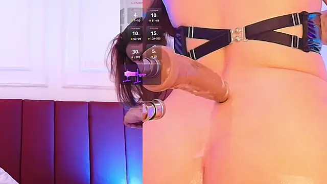 Luna monroe  online show from 8, 11, 2025