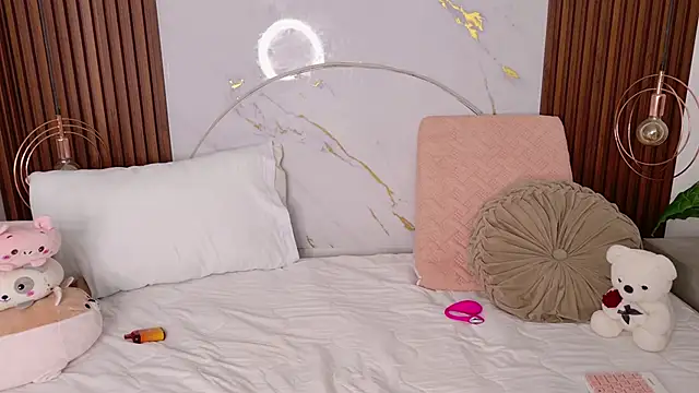 pamelajons  online show from 22, 10, 2025