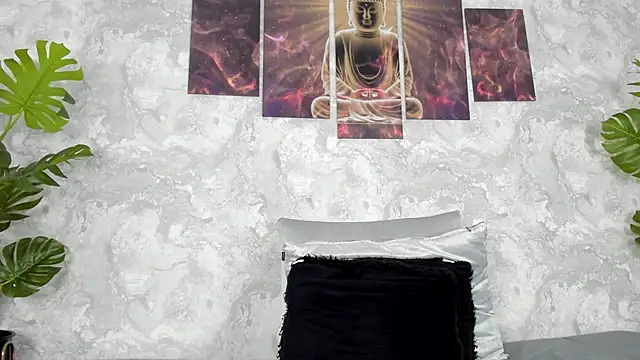 Regan   online show from 1, 3, 2025