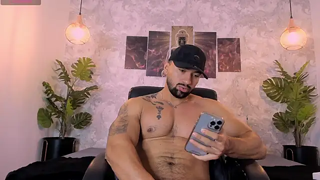 Regan   online show from 22, 3, 2025