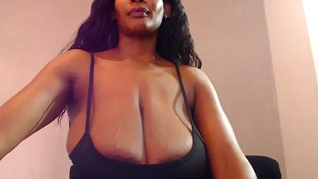 Snapshot of Silkytitss chatting on 9, 3, 2025 Silkytitss online show from 9, 3, 2025