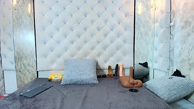 Snapshot of VALENTINA3x chatting on 22, 2, 2026 VALENTINA3x online show from 22, 2, 2026