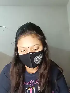 Nadia-2 online show from 5, 1, 2025