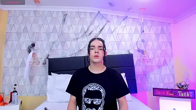 JustinePerry online show from 2, 11, 2025