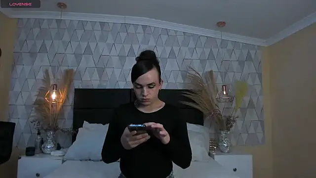 JustinePerry online show from 31, 3, 2026