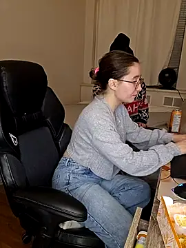 Snapshot of Kinkycouple1789 chatting on 9, 1, 2025 Kinkycouple1789 online show from 9, 1, 2025