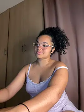 Lucy wilson5 online show from 5, 2, 2025