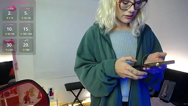 Snapshot of 911Calling chatting on 15, 12, 2024 911Calling online show from 15, 12, 2024