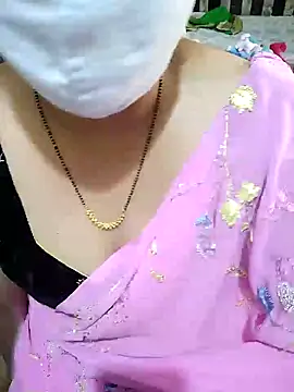 Snapshot of aliseanu chatting on 23, 12, 2024 aliseanu online show from 23, 12, 2024