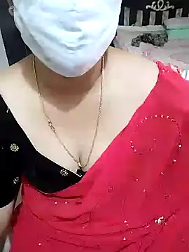 Snapshot of aliseanu chatting on 12, 1, 2025 aliseanu online show from 12, 1, 2025