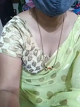 Snapshot of aliseanu chatting on 14, 2, 2025 aliseanu online show from 14, 2, 2025