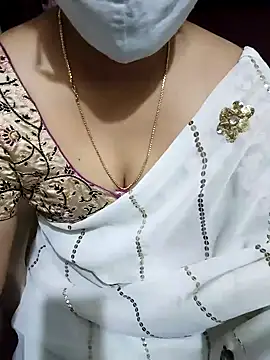 Snapshot of aliseanu chatting on 10, 3, 2025 aliseanu online show from 10, 3, 2025