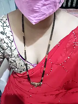 Snapshot of aliseanu chatting on 11, 10, 2025 aliseanu online show from 11, 10, 2025