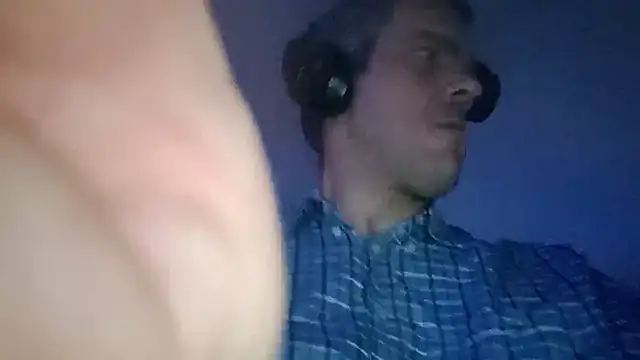 Snapshot of sexsuchti80 chatting on 31, 10, 2025 sexsuchti80 online show from 31, 10, 2025