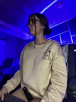 angel natural online show from 6, 3, 2025