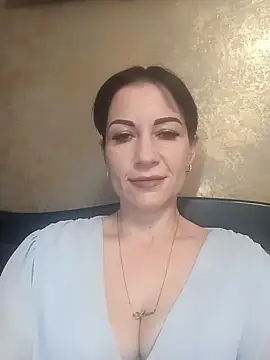 Snapshot of FireLily332 chatting on 20, 1, 2025 FireLily332 online show from 20, 1, 2025