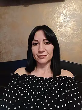 Snapshot of FireLily332 chatting on 1, 2, 2025 FireLily332 online show from 1, 2, 2025