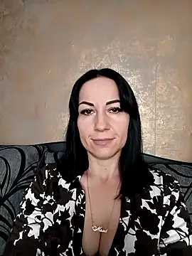 Snapshot of FireLily332 chatting on 5, 3, 2025 FireLily332 online show from 5, 3, 2025