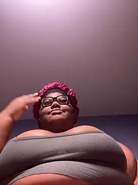 Snapshot of dondivax3 chatting on 15, 9, 2025 dondivax3 online show from 15, 9, 2025