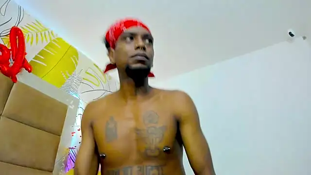 bigblackhotx1 online show from 11, 9, 2025