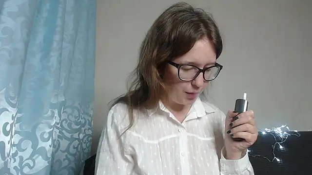 Snapshot of Ari_Storm chatting on 18, 12, 2024 Ari Storm online show from 18, 12, 2024