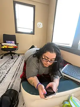 tillymarie34 online show from 7, 2, 2026