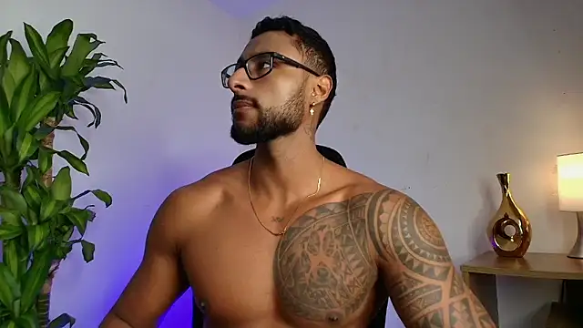 LiamGarcia1 online show from 2, 2, 2026