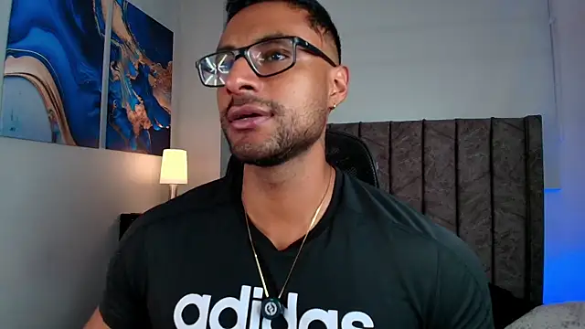 LiamGarcia1 online show from 15, 4, 2026