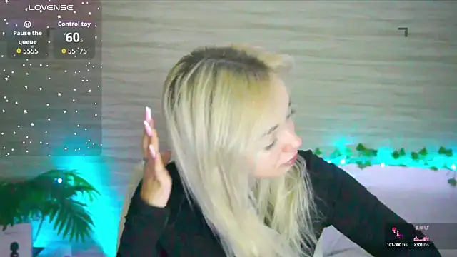 Ashley S online show from 17, 9, 2025