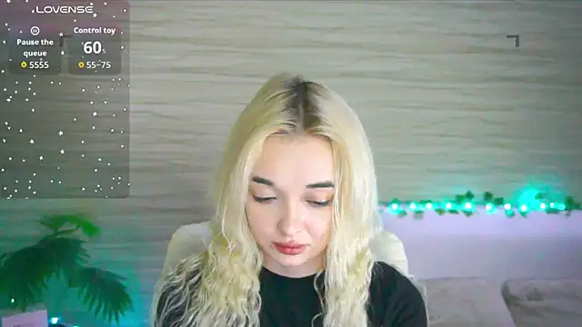 Ashley S online show from 28, 10, 2025