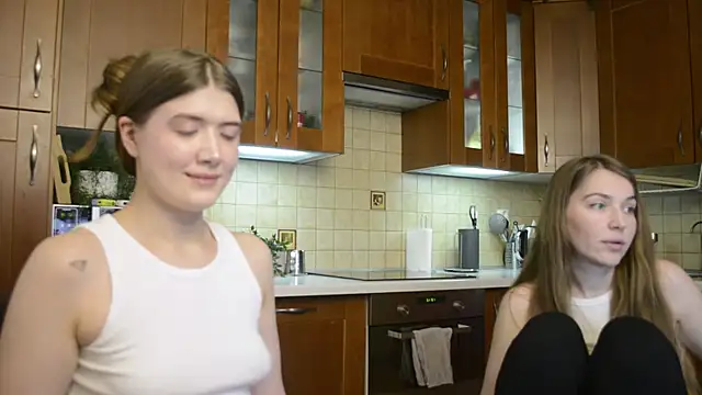 HotCaramellsTV online show from 9, 2, 2026