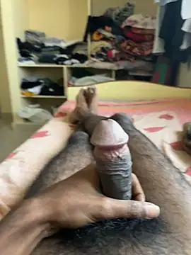 Snapshot of Thinboycock chatting on 16, 11, 2025 Thinboycock online show from 16, 11, 2025