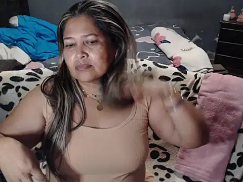 Snapshot of CANDYSWEET51 chatting on 31, 5, 2026 CANDYSWEET51 online show from 31, 5, 2026