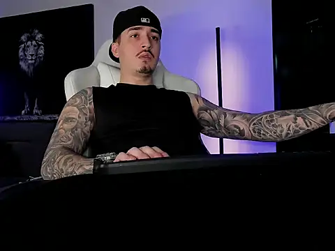 uptomatty online show from 3, 11, 2025