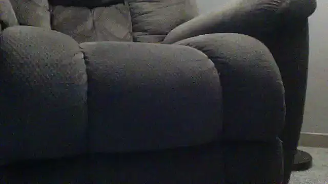 Snapshot of dirtything4u chatting on 10, 10, 2025 dirtything4u online show from 10, 10, 2025