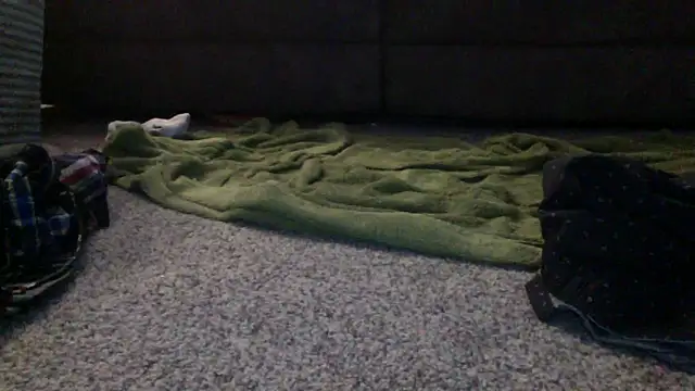 Snapshot of dirtything4u chatting on 8, 11, 2025 dirtything4u online show from 8, 11, 2025