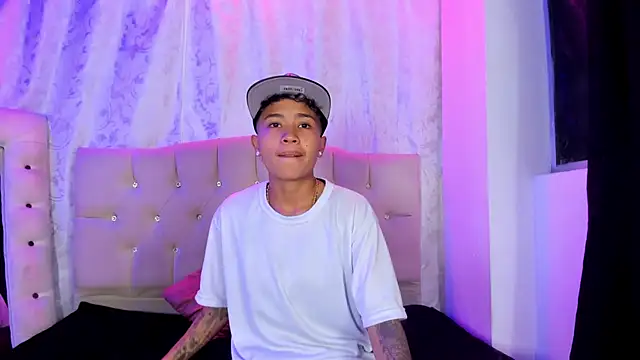 Snapshot of nova_sex01 chatting on 26, 11, 2025 nova sex01 online show from 26, 11, 2025