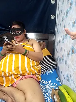 Snapshot of tina8th chatting on 24, 9, 2025 tina8th online show from 24, 9, 2025