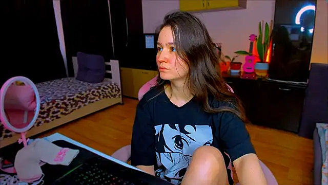 Snapshot of ameli_moon chatting on 27, 5, 2026 ameli moon online show from 27, 5, 2026