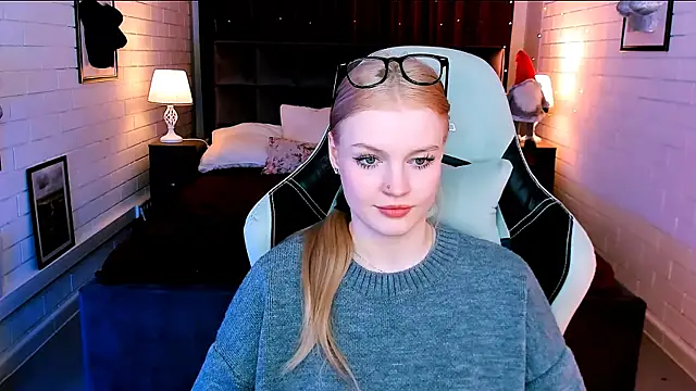 Snapshot of GraceGlamour chatting on 14, 1, 2025 GraceGlamour online show from 14, 1, 2025