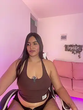 Snapshot of isabella_aristi03 chatting on 15, 5, 2026 isabella aristi03 online show from 15, 5, 2026