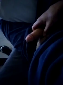 Snapshot of ptrz990 chatting on 3, 11, 2025 ptrz990 online show from 3, 11, 2025