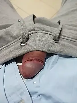 Snapshot of ptrz990 chatting on 7, 1, 2026 ptrz990 online show from 7, 1, 2026