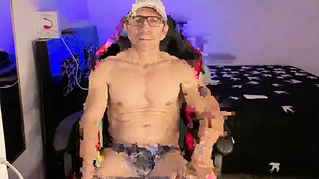 Snapshot of KALE_19 chatting on 2, 12, 2025 KALE 19 online show from 2, 12, 2025